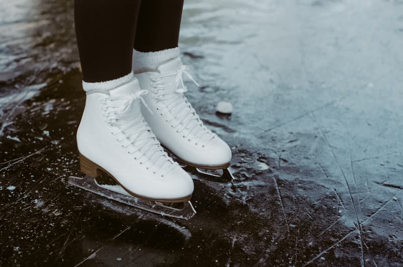 Is Ice Skating Hard to Learn Why How to Ice Skate for the First Time