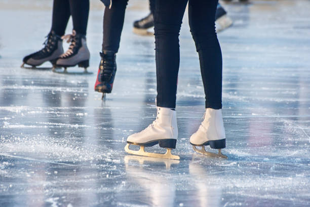 How to Stop on Ice Skates? How to Avoid Ice Skating Injuries?